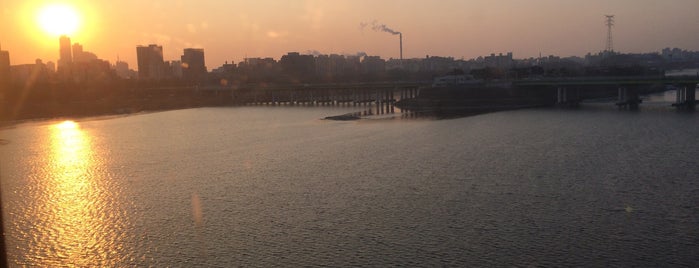 Dangsan Railway Bridge is one of Foodie Love in Korea.