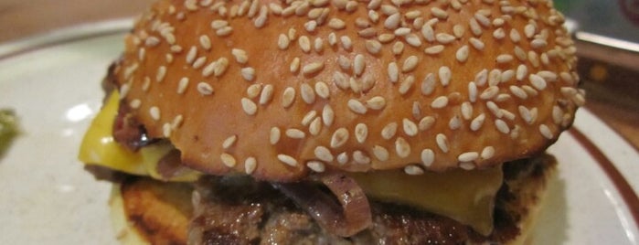 브루클린 더버거조인트 is one of BEST Burgers in SEOUL.