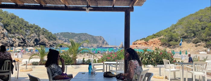 Restaurant Roca I Mar is one of Ibiza Must.