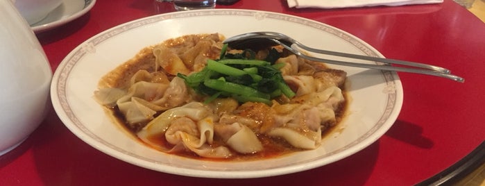 Szechwan Restaurant is one of Posti salvati di flying.