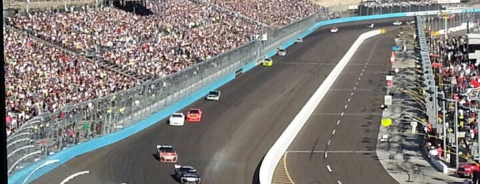 ISM Raceway is one of NASCAR Tracks.
