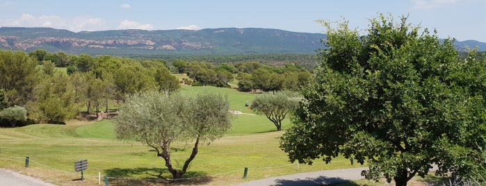 Golf de Saint-Endreol is one of Locais curtidos por michiel.