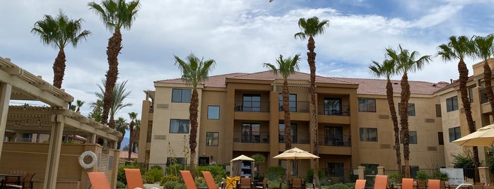 Courtyard Palm Desert is one of Barryさんのお気に入りスポット.