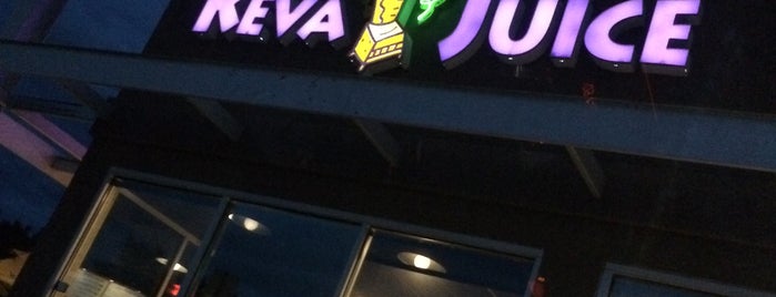 Keva Juice is one of สถานที่ที่ Krysten ถูกใจ.