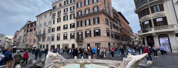 Fontana della Barcaccia is one of Rome 2013.