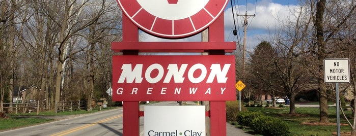 Monon Trail Crossing @ 106th is one of Lugares favoritos de Natasha.