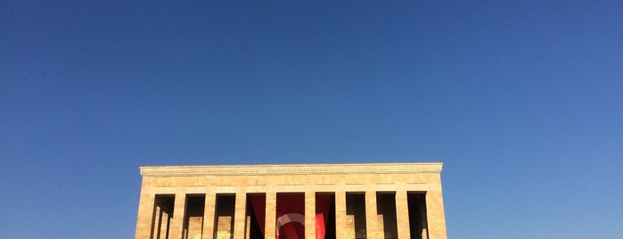 Anıtkabir is one of Onur Emre📍'ın Beğendiği Mekanlar.