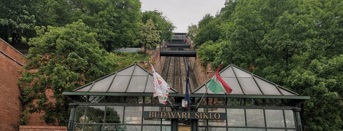 Funiculaire de Buda is one of Lieux qui ont plu à Onur Emre📍.