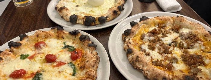 Pizza Studio Tamaki (PST) is one of Tokyo - Foods to try.