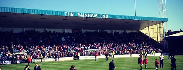 MEMS Priestfield Stadium is one of cliveさんのお気に入りスポット.