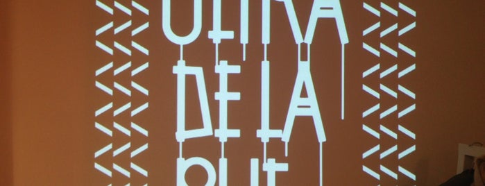 Ultra De La Rue is one of De Wallen ❌❌❌.