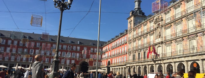 Plaza Mayor is one of Mi Cumpleanos en Madrid!.