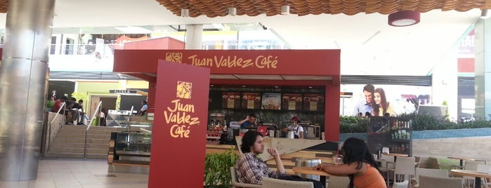Juan Valdez Café is one of Cafeterias :).