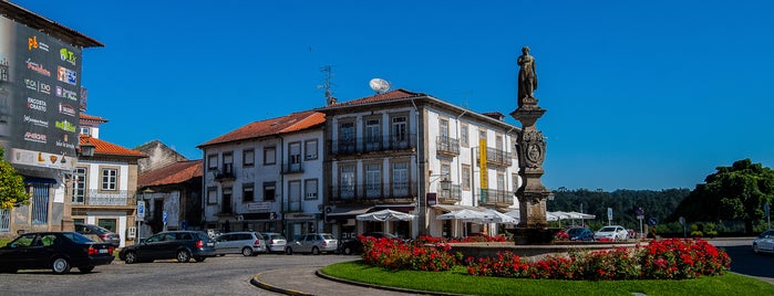 Praça Deu-La-Deu is one of Norte de Portugal.