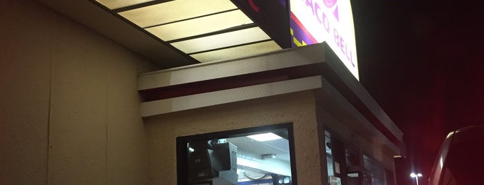 Taco Bell/KFC is one of Rachel 님이 좋아한 장소.