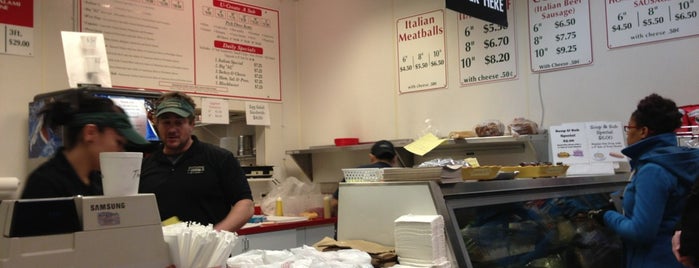 Fontano's Subs is one of Lunch in the Loop.