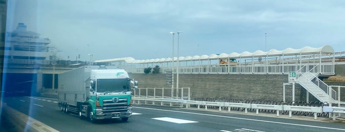 Tokyo Bay Aqua-Line is one of for driving.