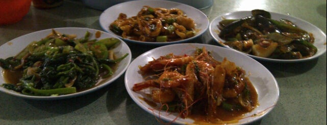 Sari Laut Gelagah Wangi is one of Wisata Kuliner.