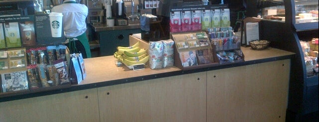 Starbucks is one of Tempat yang Disukai Charly.