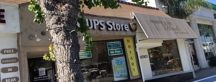 The UPS Store is one of Locais curtidos por Vicken.