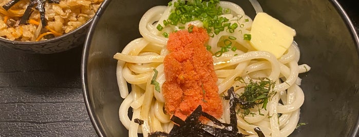 The Tokyo Red Grill is one of ハノイガイド 全料理店.