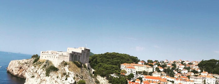 Assimov Tower is one of Walls of Dubrovnik.