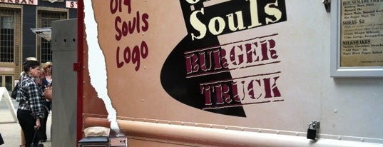 Lucky Old Souls Burger Truck is one of Philly Food Trucks.