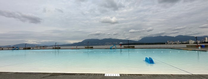 Kitsilano Public Pool is one of Locais curtidos por pixarina.