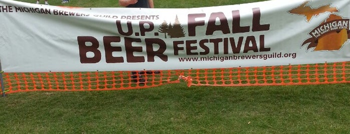 Michigan Brewers Guild U.P. Fall Beer Festival is one of Tempat yang Disukai Dick.