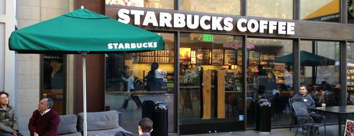 Starbucks is one of Orte, die Sergio M. 🇲🇽🇧🇷🇱🇷 gefallen.