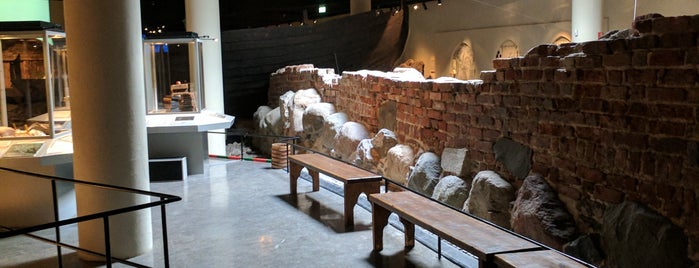 Medeltidsmuseet | Museum of Medieval Stockholm is one of Orte, die Mark gefallen.