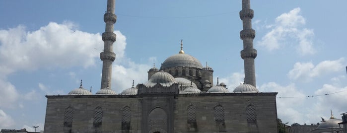 Yeni Cami is one of สถานที่ที่ Nalan ถูกใจ.