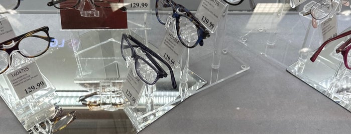 Costco Optical is one of Garyさんのお気に入りスポット.
