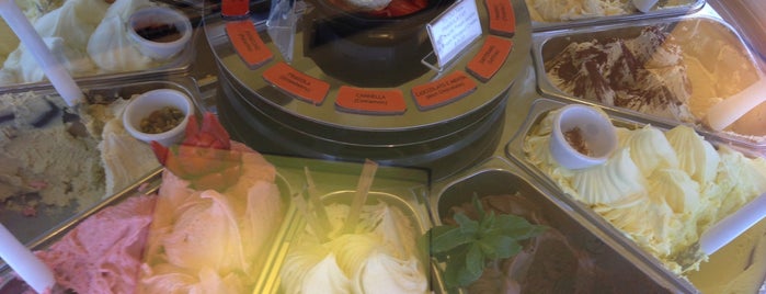 Pistacchio Gelato Naturale Italiano is one of Tucson: Get Some Foodz!.