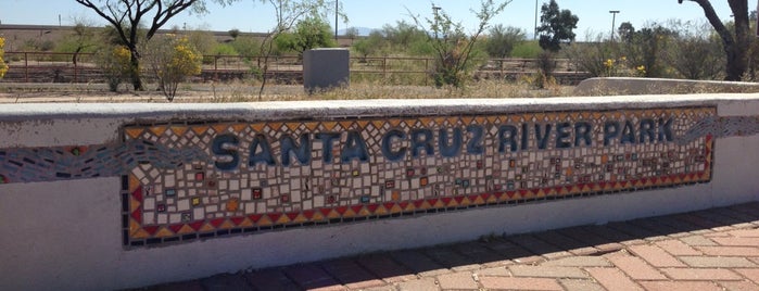 Santa Cruz River Park Trail is one of Lieux qui ont plu à Ben.