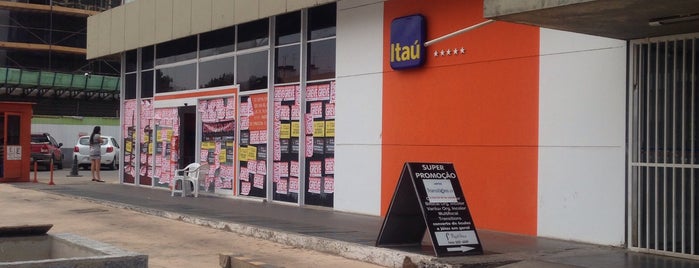 Itaú is one of Lugares....
