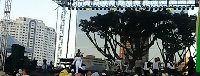 Long Beach Jazz Festival is one of Entertainment.