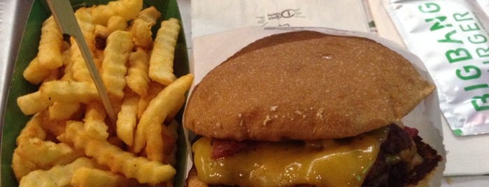 Big Bang Burger is one of Orte, die Taner gefallen.