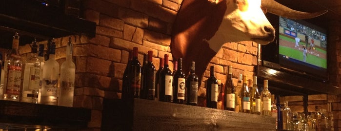 LongHorn Steakhouse is one of The 11 Best Places for Raspberry Vinaigrette in Cincinnati.