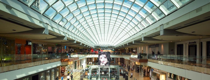 The Westin Galleria Houston is one of Mandy : понравившиеся места.