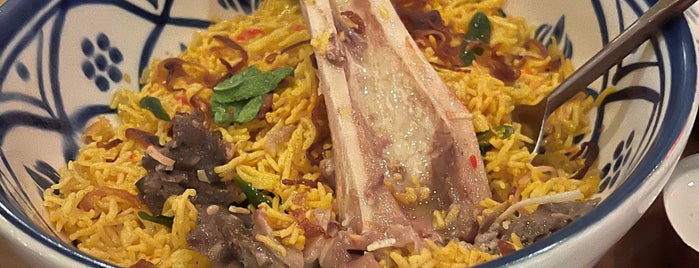 Kebab aur Sharab is one of Brown Lovin' (Indian).