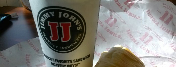 Jimmy John's is one of Lugares guardados de Rick.