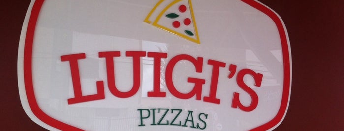 Luigi's Pizzas is one of Tempat yang Disukai Raquel.