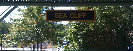 LIRR - Sea Cliff Station is one of Tempat yang Disukai Sofia.