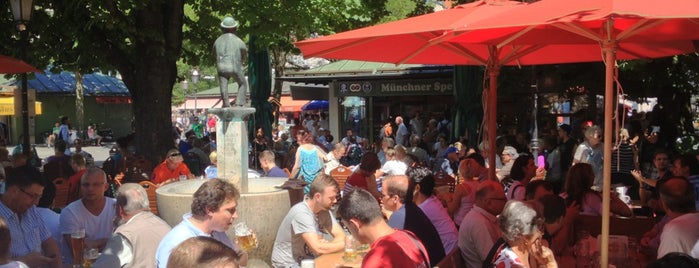 Biergarten am Viktualienmarkt is one of My favourite places to eat.