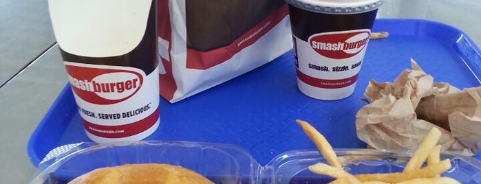 Smashburger is one of Lugares favoritos de Andrew.