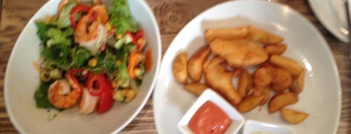 NEMO Fish & Chips & Salad Bar is one of Ahova be kéne ülni.
