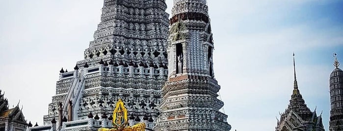 Wat Arun Rajwararam is one of Chida.Chinida'nın Beğendiği Mekanlar.