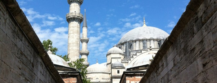 Süleymaniye-Moschee is one of Istanbul.