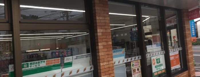 セブンイレブン 福岡飯倉6丁目店 is one of セブンイレブン 福岡.